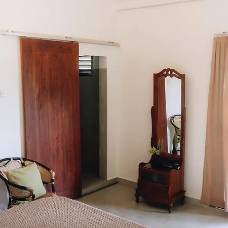 Mellow Hostel Sri Lanka-3